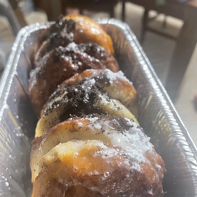 Oreo Stuffed Cinnamon Rolls