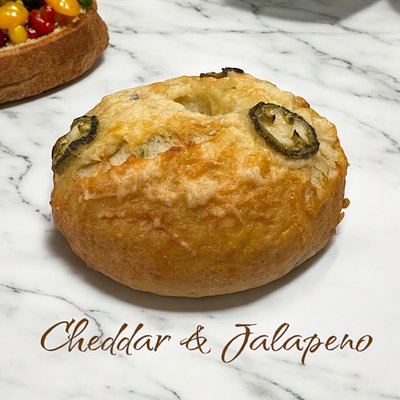 Cheddar & Jalapeno Bagels