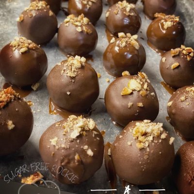 Peanut Butter Truffles (12)