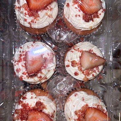 I Dozen  Strawberry Crunch Cupcakes