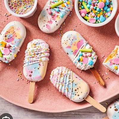 Cake Popsicles 