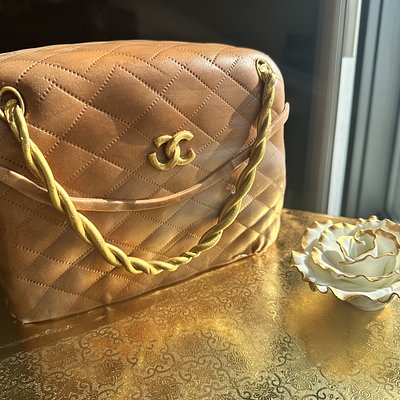 Purse Cake
