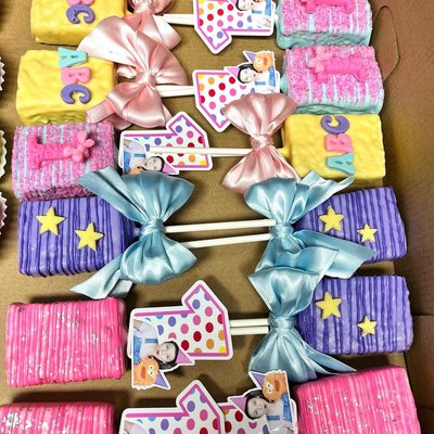 Rice Krispie Custom Treats 2dz