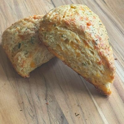 Garlic, Cheddar, & Chive Scones- 3pack