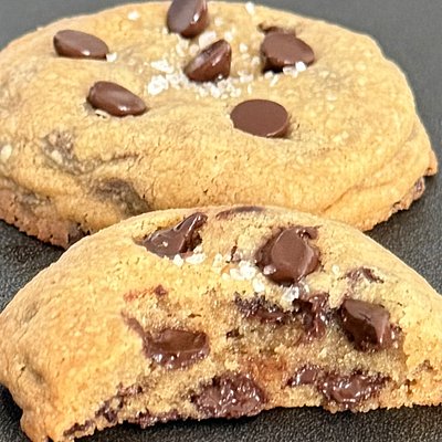 Granny’s Brown Butter, Dark Choc Chip & Sea salt 5 Pack Of Cookies
