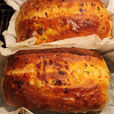 Cheddar Jalapeño Sourdough Loaf