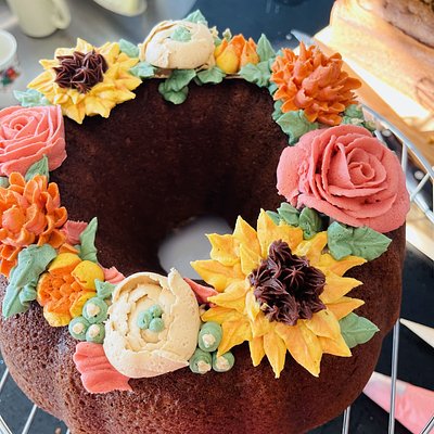 Honey Bundt Cake (10”)