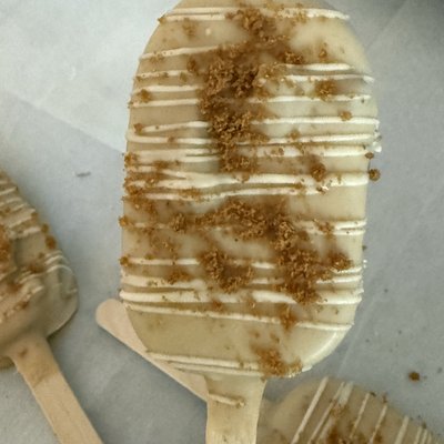 Specialty Cakesicles - Individuals 