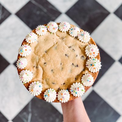 10 in Cookie Cake - Decorated 