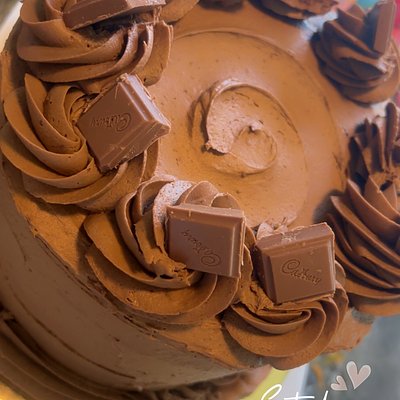 3 Layer Cakes ( Non Themed)