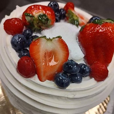 Chantilly Custom Cake