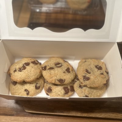 Half Dozen- Sourdough Chocolate Chip Cookies