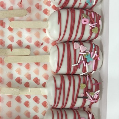 Cakesicles