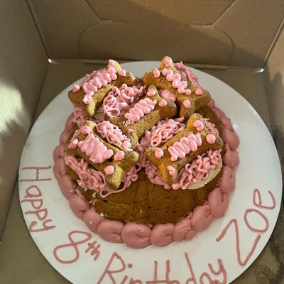 Small Pup Cake 