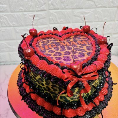 *Sale *Customized Two Layered 8" heart cake