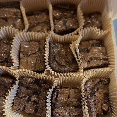 Caramel Swirl Brownies - 1 Dozen 