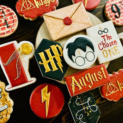 Character/Logos