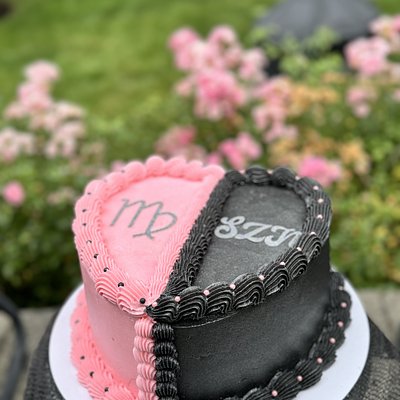 8" Heart Cake