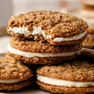 Oatmeal Cream Pies dozen 
