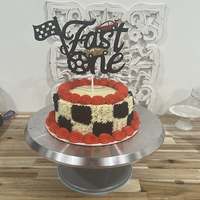 “Fast One” 6” Smash Cake