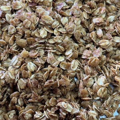 Chewy Cinnamon Honey Granola (8oz Bag)