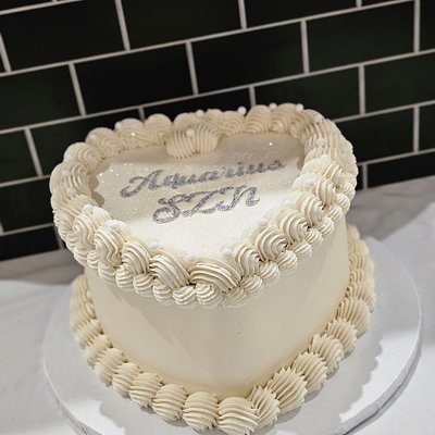 10” Heart Cake 