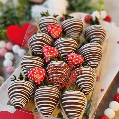 1 Dozen Milk Chocolate Covered Strawberries 