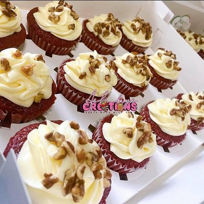 Dozen Gourmet Cupcakes 