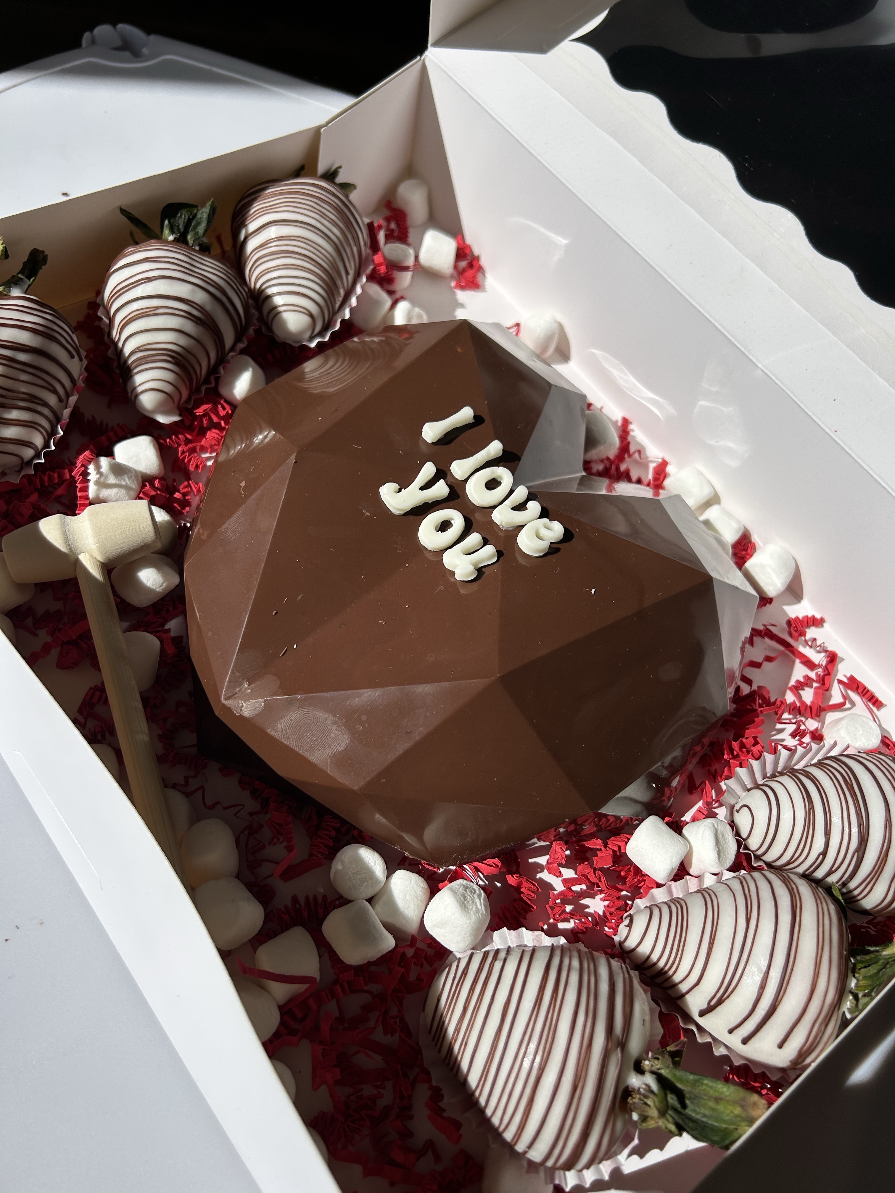 Breakable Chocolate Heart 