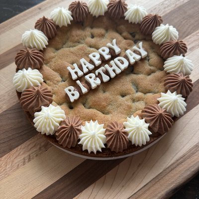 8 in Round Cookie Cake