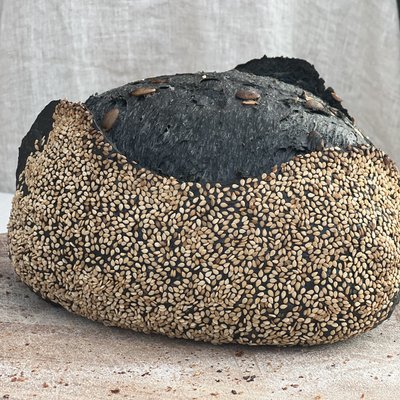     Charcoal & Pumpkin Seeds Sourdough – 900g