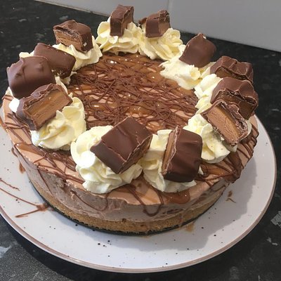 Delicious Big Cheesecakes