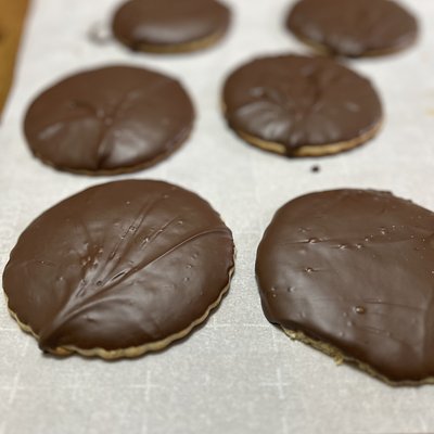 Chocolate Dipped Teacakes (6) or (12)