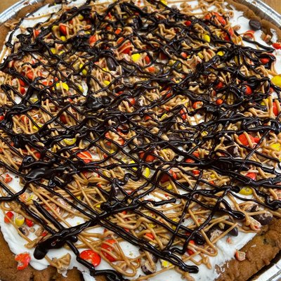 8” Dessert Pizza - Peanut Butter Fudge
