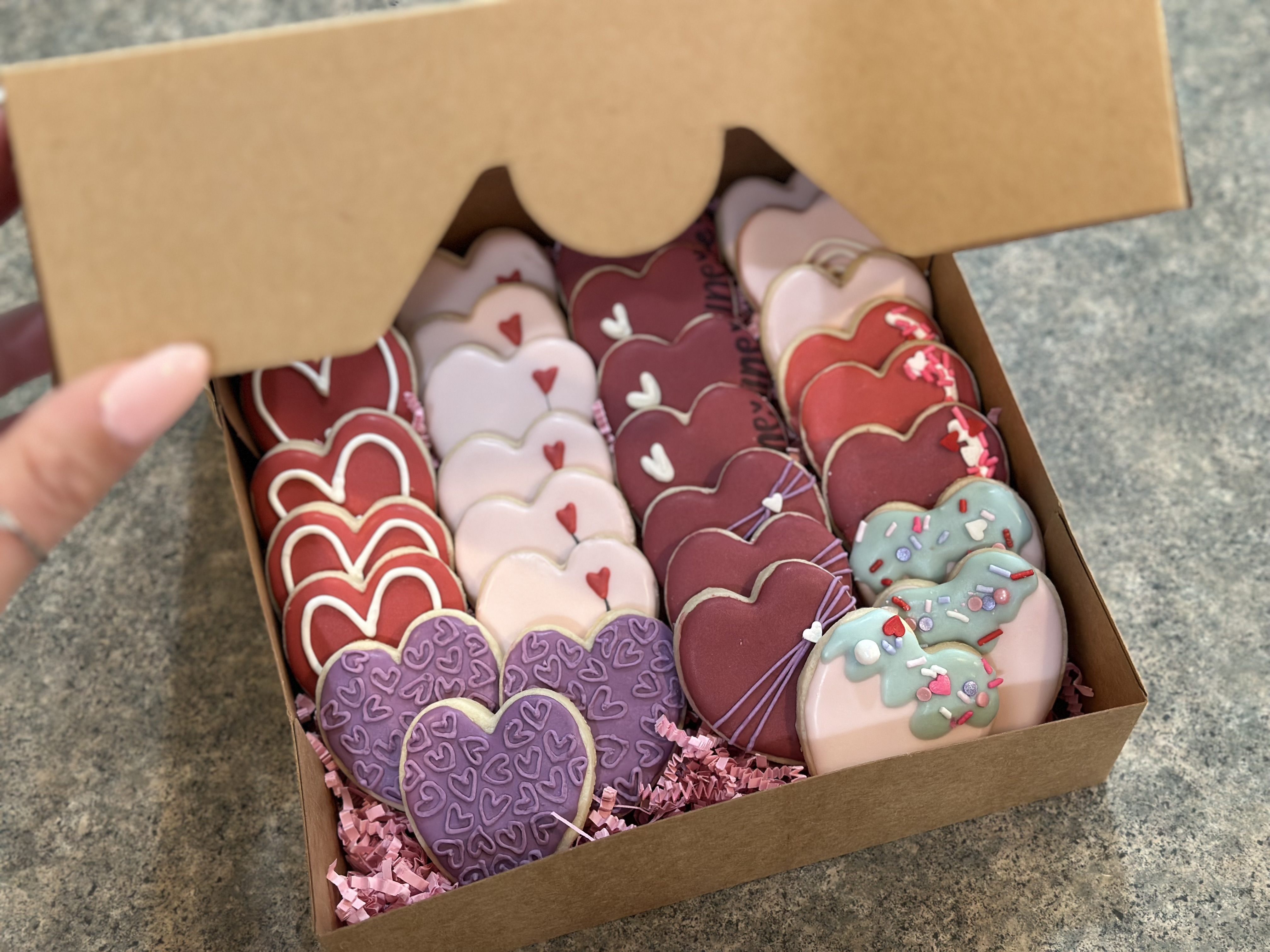 Love Dozen
