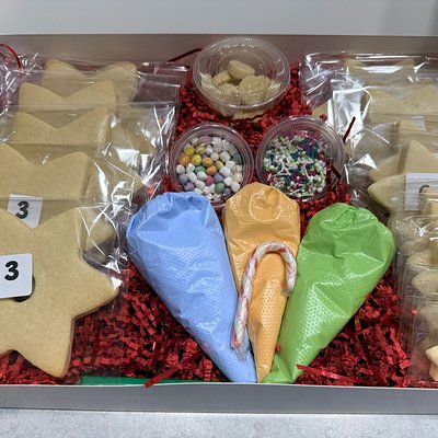 Large Holiday Tree Kit