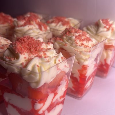 CHEESECAKE SHOOTERS