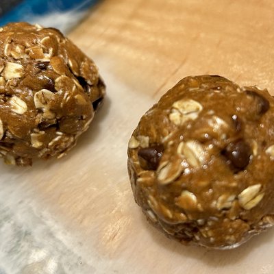 (2) Cookie Dough Protein Balls