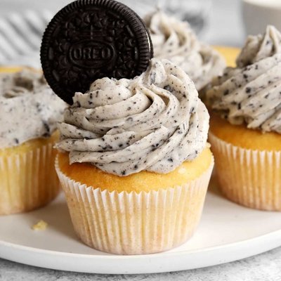 Cookies And Cream Cupcakes