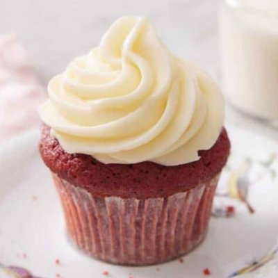 Red Velvet Cupcake With Cream Cheese Frosting 