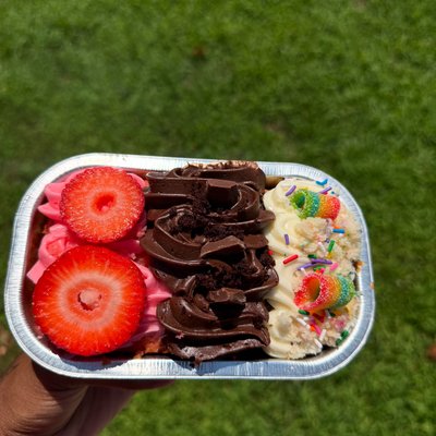 Trio Mini Cake