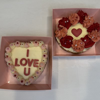 Pack Of 3 Circle/heart Shaped 4in Cookie Cake