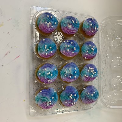 24 Ct Mini Cupcakes