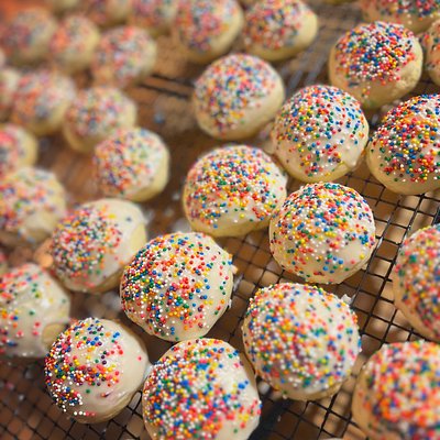 Shaunna’s Anise Sprinkle Cookies (12)