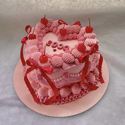 6” Heart-Shaped Cake