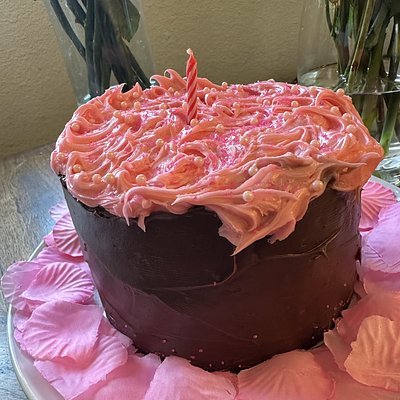 Chocolate/Strawberry Mini Cake 