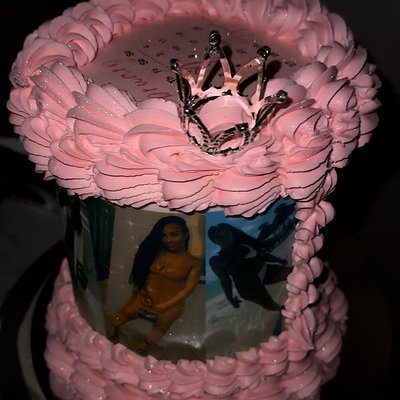 6 Inch Circle Calendar Cake 