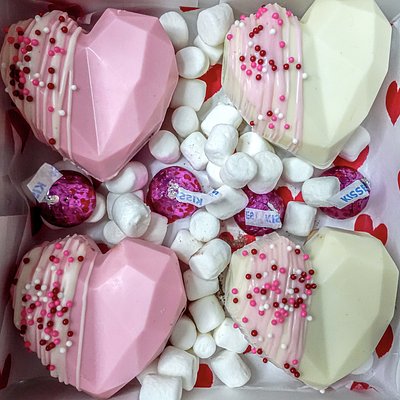 Hearts Cocoa Bombs 