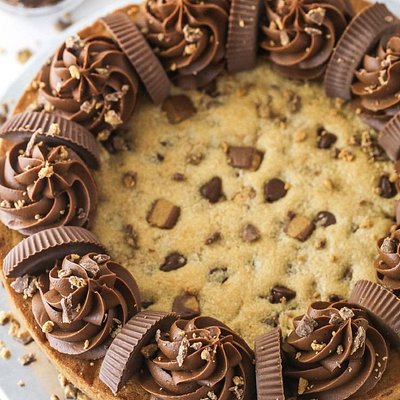 Reese Cookie Cake