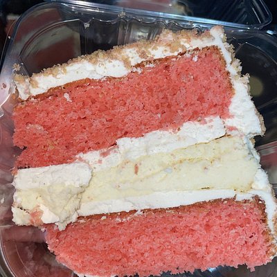 Strawberry Crunch Cake